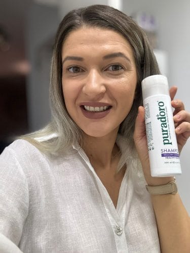 Șampon Violet Anti-Galben – Formulă Naturală No Yellow cu Morcov Mov, pentru Păr Blond, Gri și cu Șuvițe, Fără Sulfați photo review